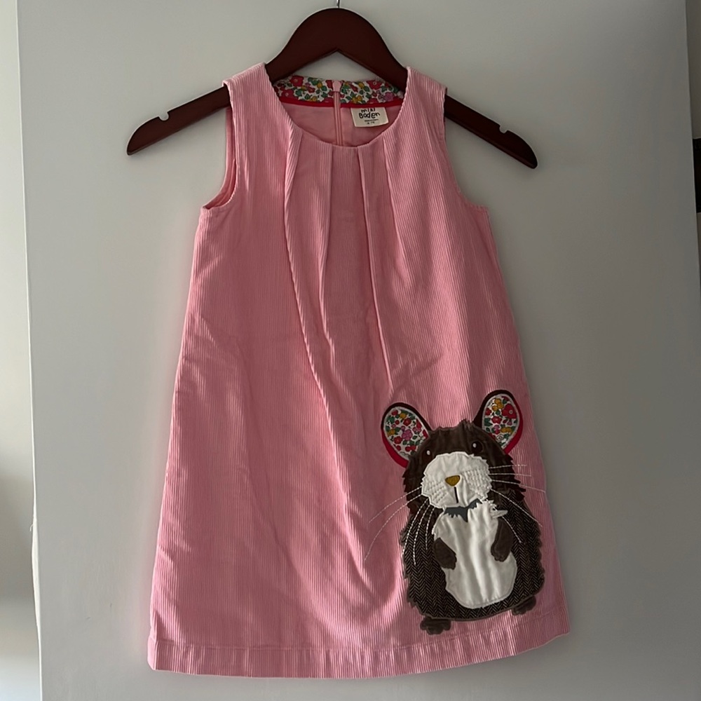 Adorable pink corduroy dress with cute mouse! Perfect condition.